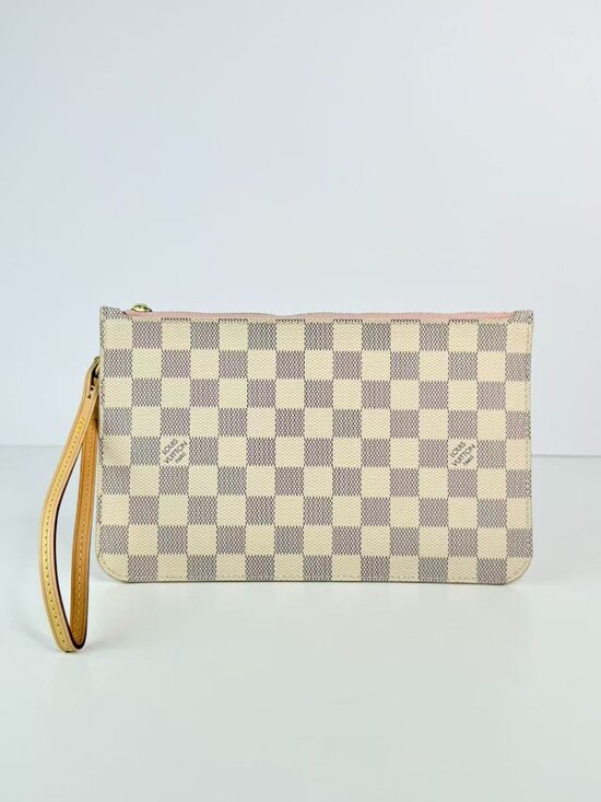 Louis Vuitton Handbags - Louis Vuitton Pochette damier Azur